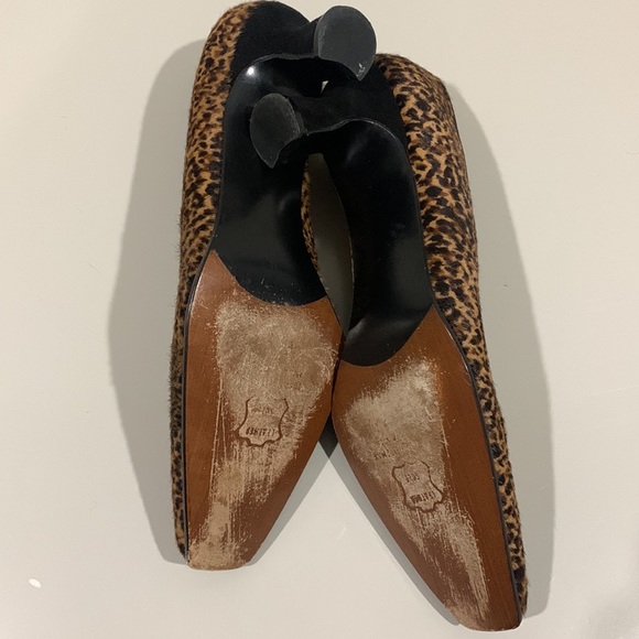 Stuart Weitzman Calf Hair Leopard Print Block Heel - Picture 4 of 4